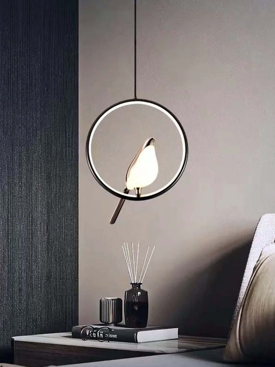 Aves Pendant Light - II
