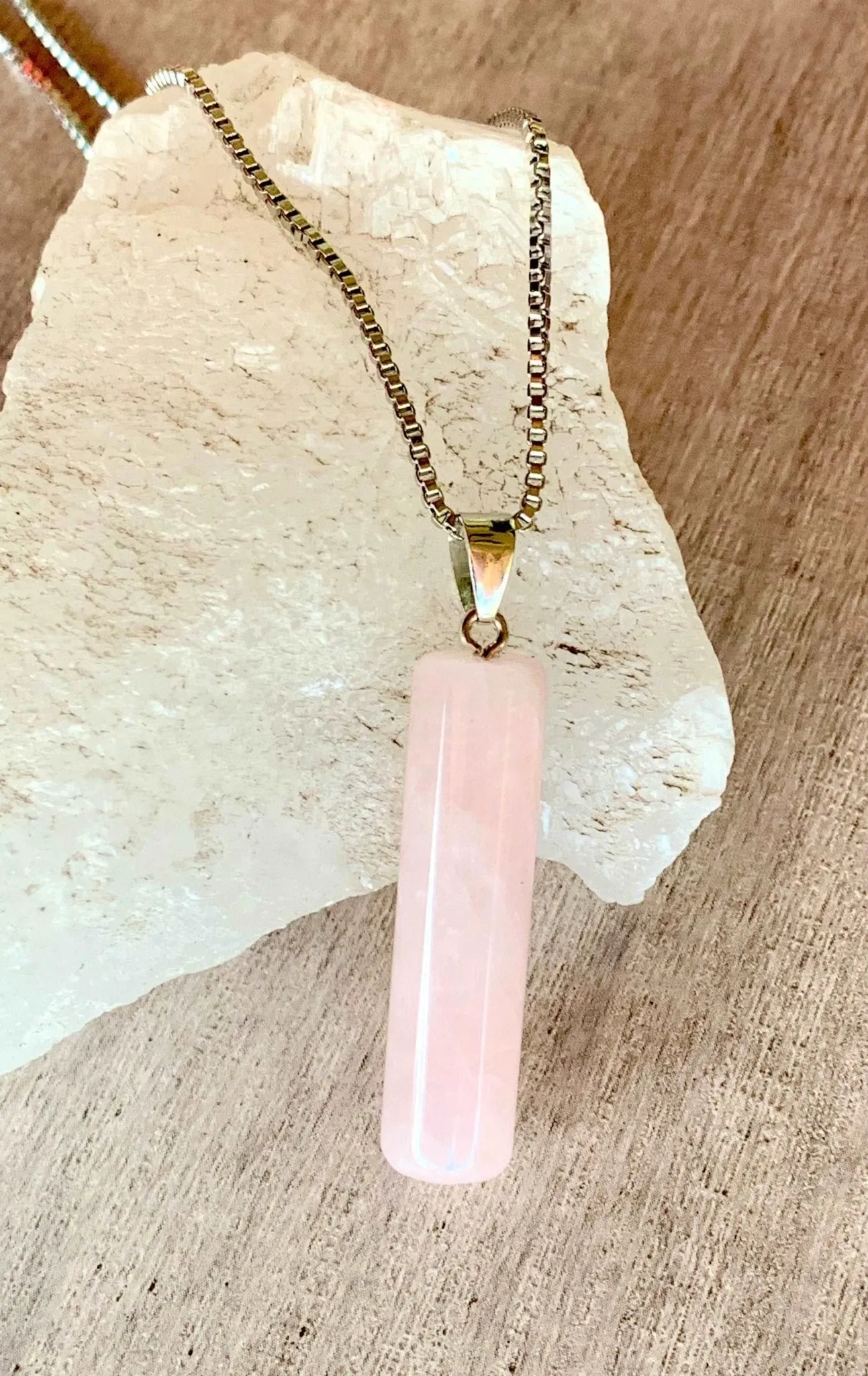 Aziz Rose Quartz Pendant Necklace