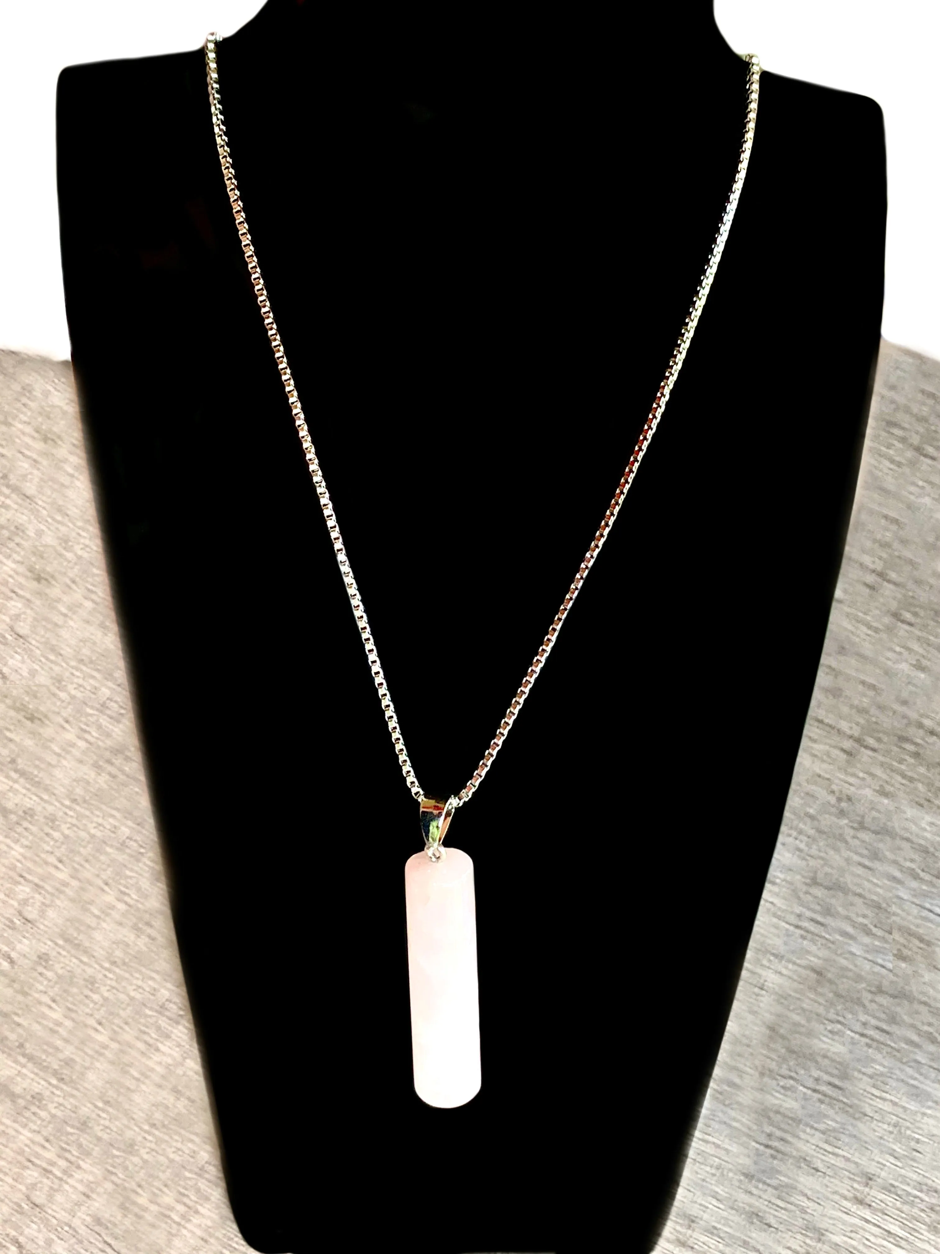 Aziz Rose Quartz Pendant Necklace