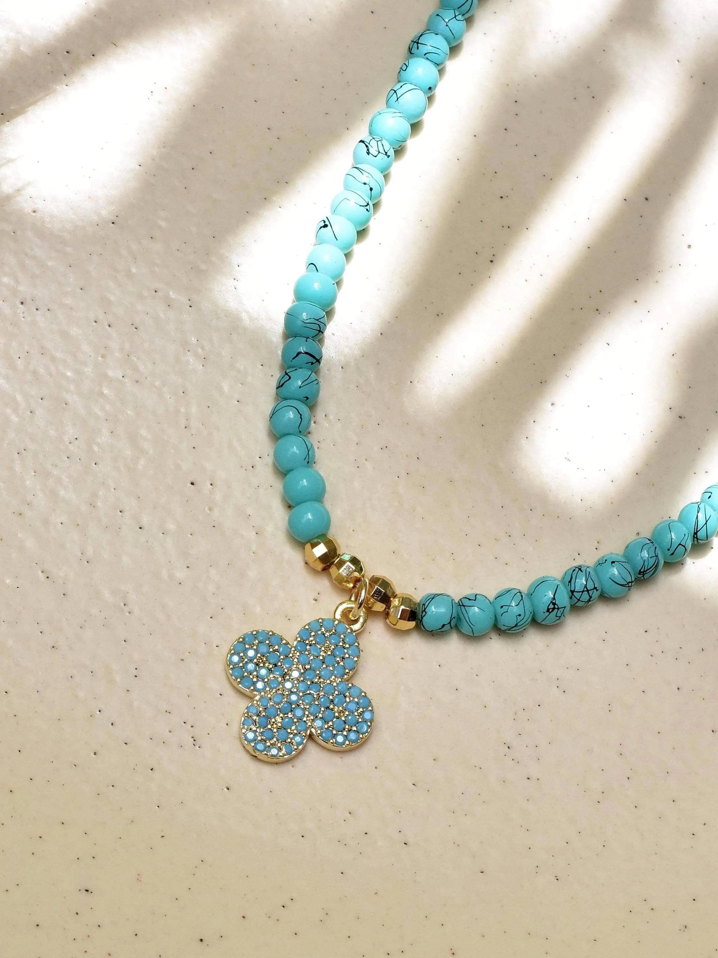 Clover Turquoise Beaded Choker Necklace