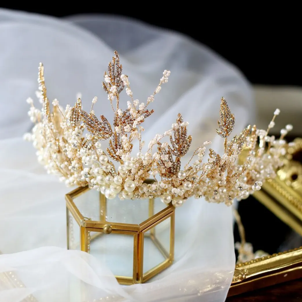 Ethereal Charming Aphrodite Diadem