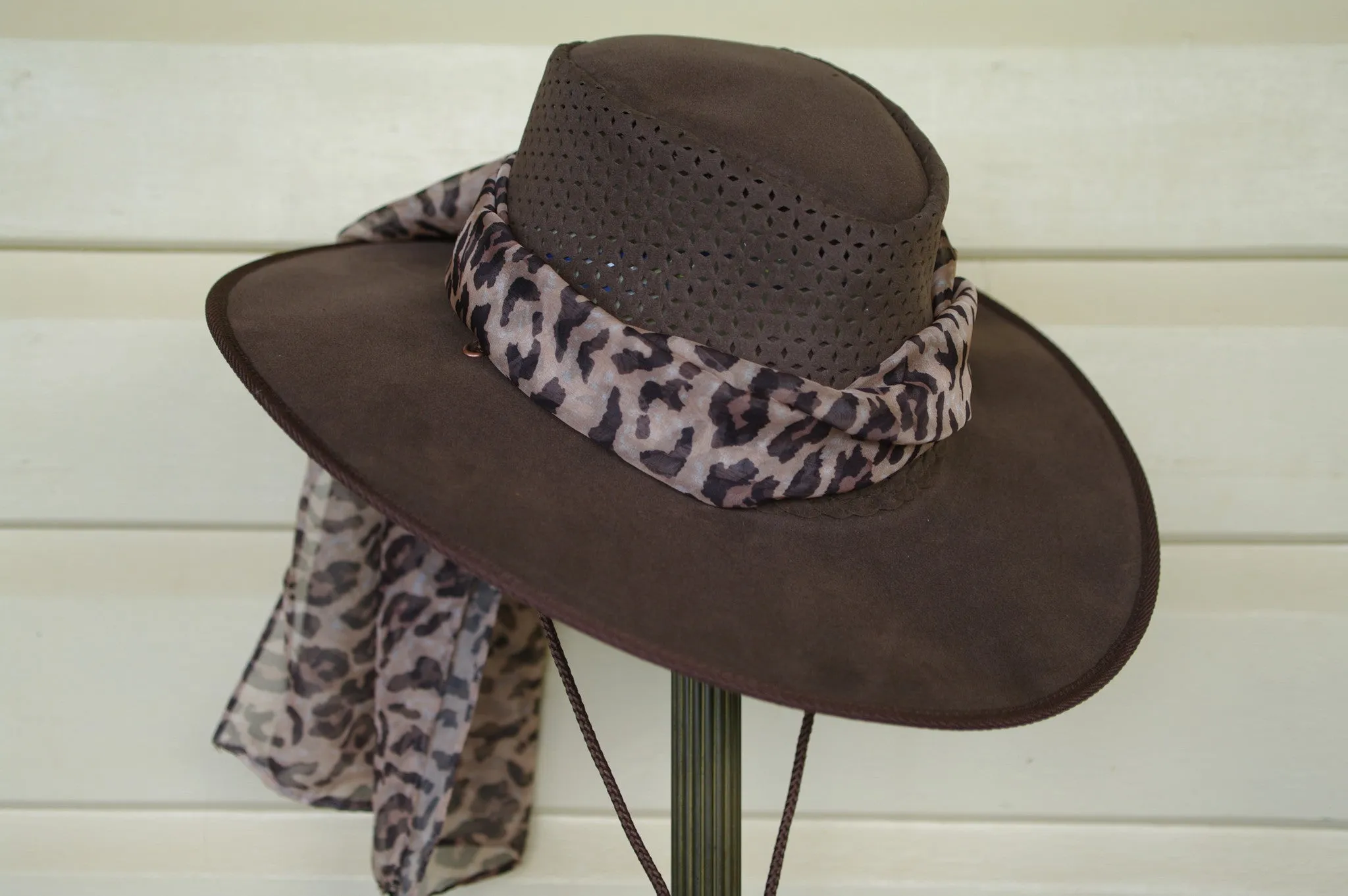 Hat Scarf in Leopard Print
