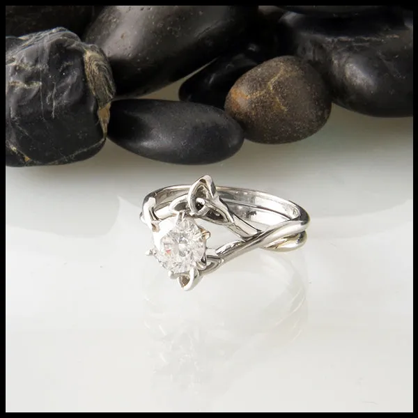 Interlocking Wedding Set with 1.00ct Diamond