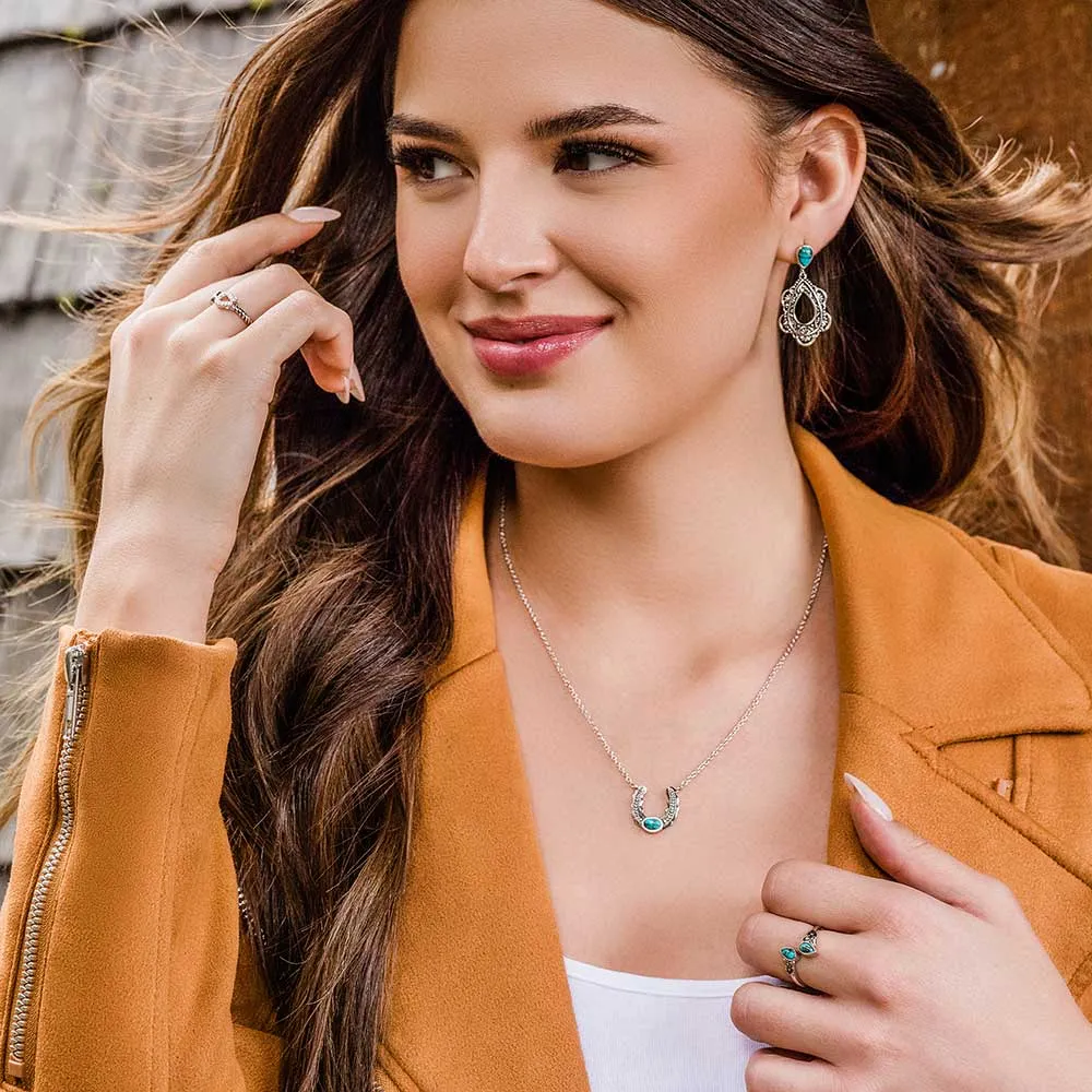 Not Shy Turquoise Horseshoe Necklace.