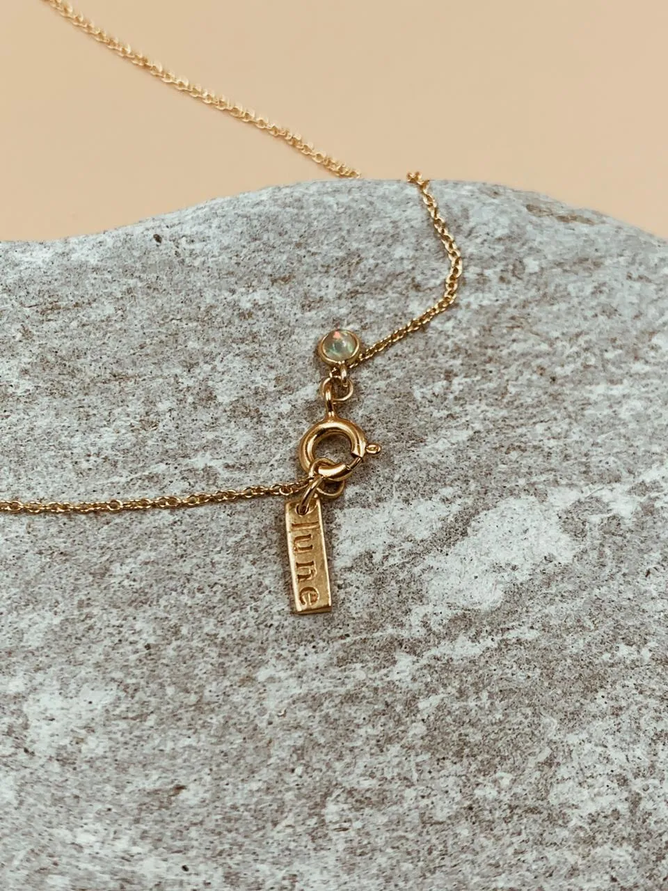 Odxel Opal Bezel Set Necklace