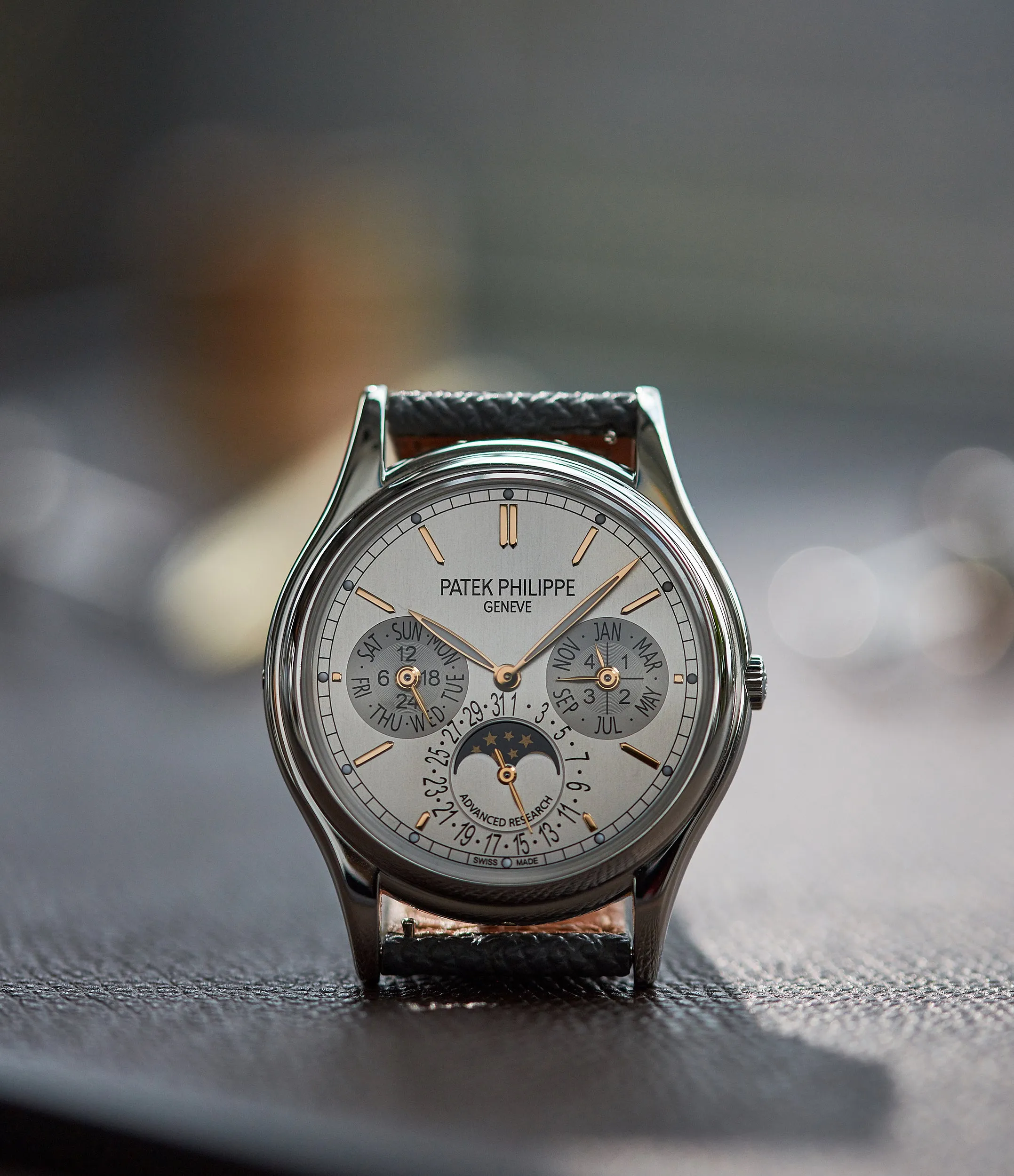 Perpetual Calendar 5550P-001 | Platinum