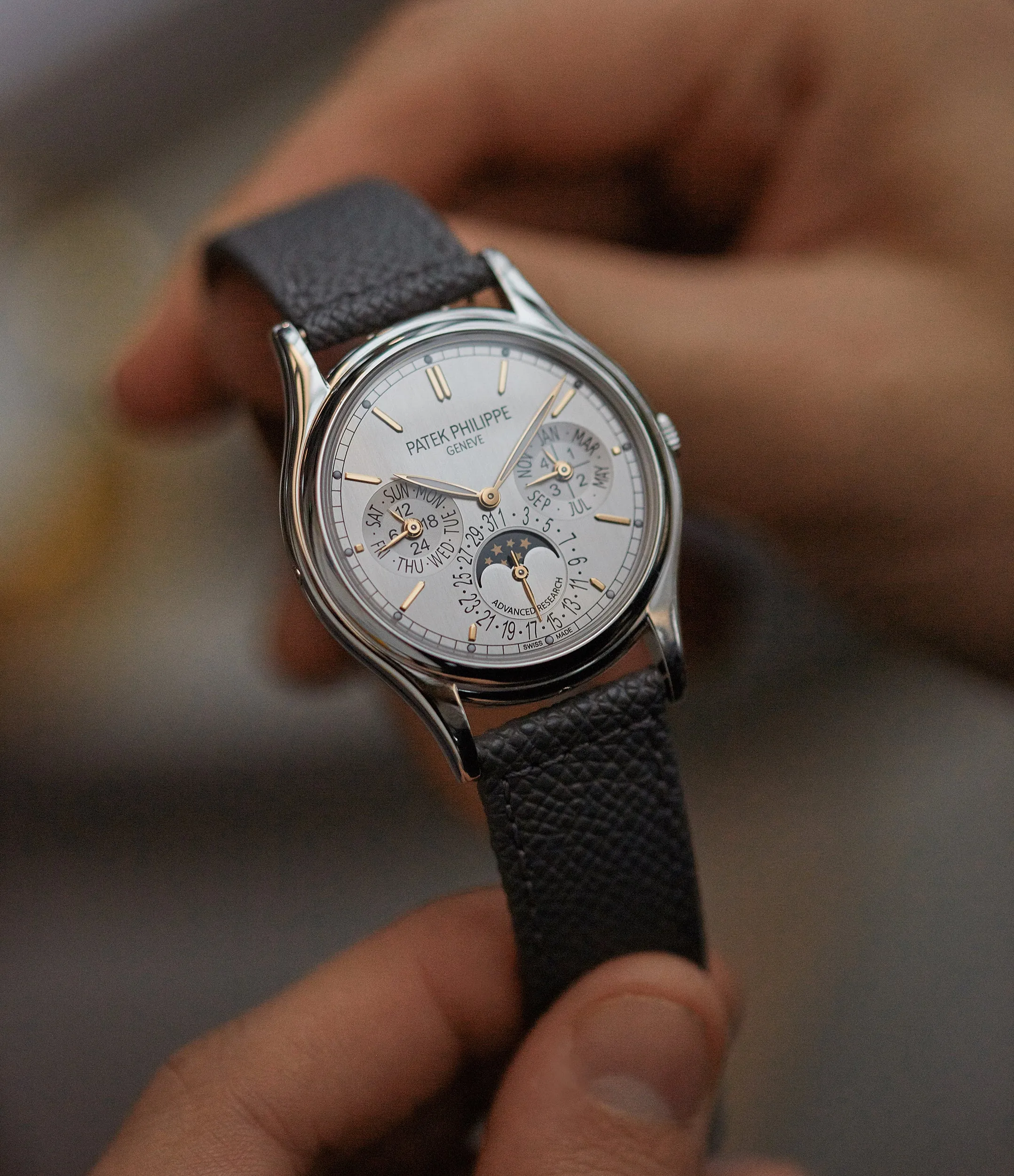 Perpetual Calendar 5550P-001 | Platinum