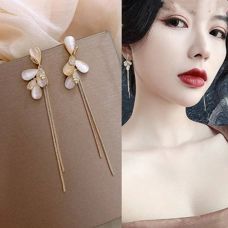 Temperament Silver Needle Cat Eye Tassel Earrings