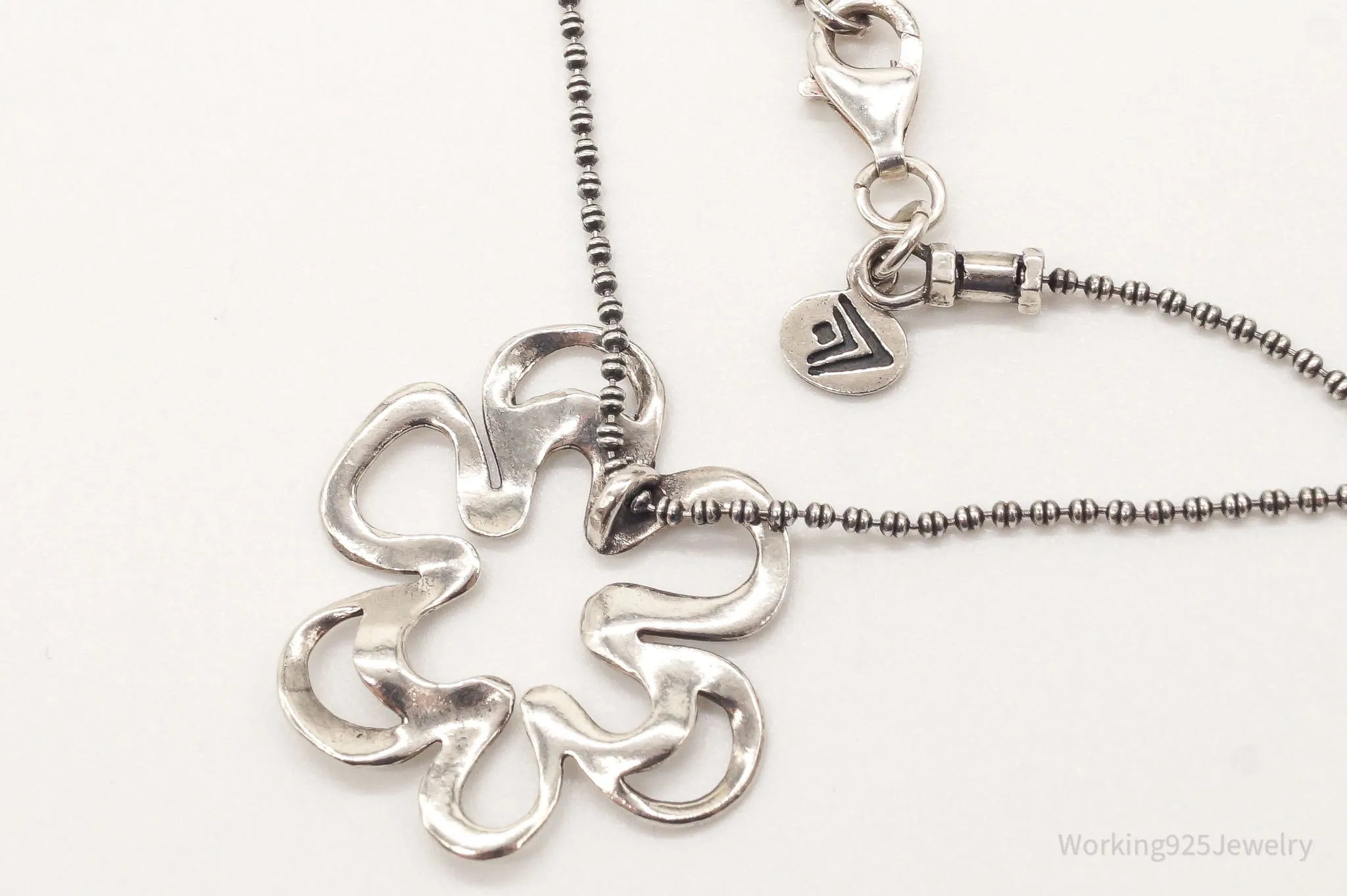 Vintage Designer Silpada Retired Flower Sterling Silver Necklace